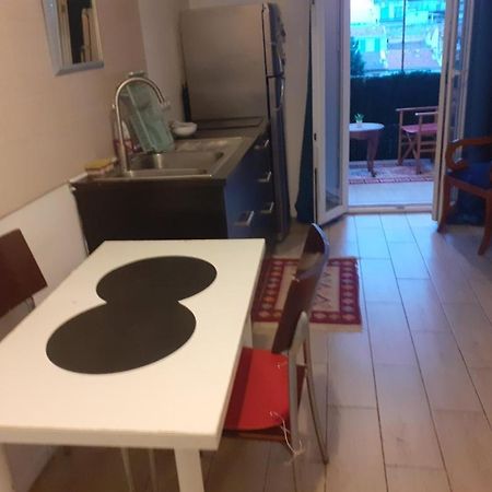 Appartement Calme Avec Terrasse Marsilya Dış mekan fotoğraf